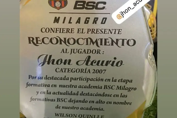 Vía Instagram