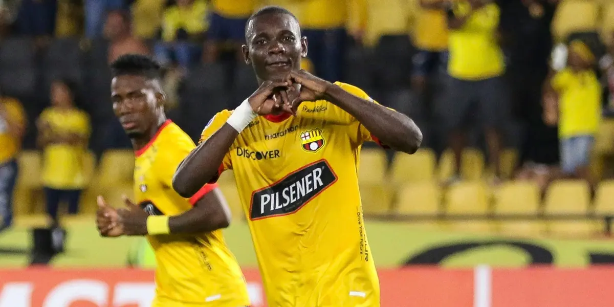 El equipo que se interesó en Janner Corozo, podría quitarle un peso de encima a Barcelona SC