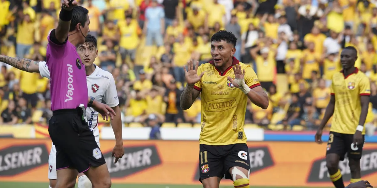 Joao Rojas no solo se peleó con Leonel Quiñónez, fue también con este otro jugador de Liga de Quito