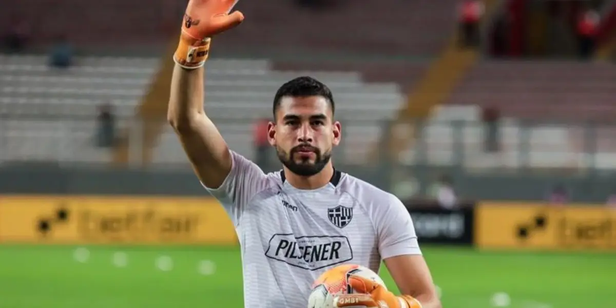 Aunque nunca le dio para estar en Barcelona SC, el lugar donde jugaría Víctor Mendoza