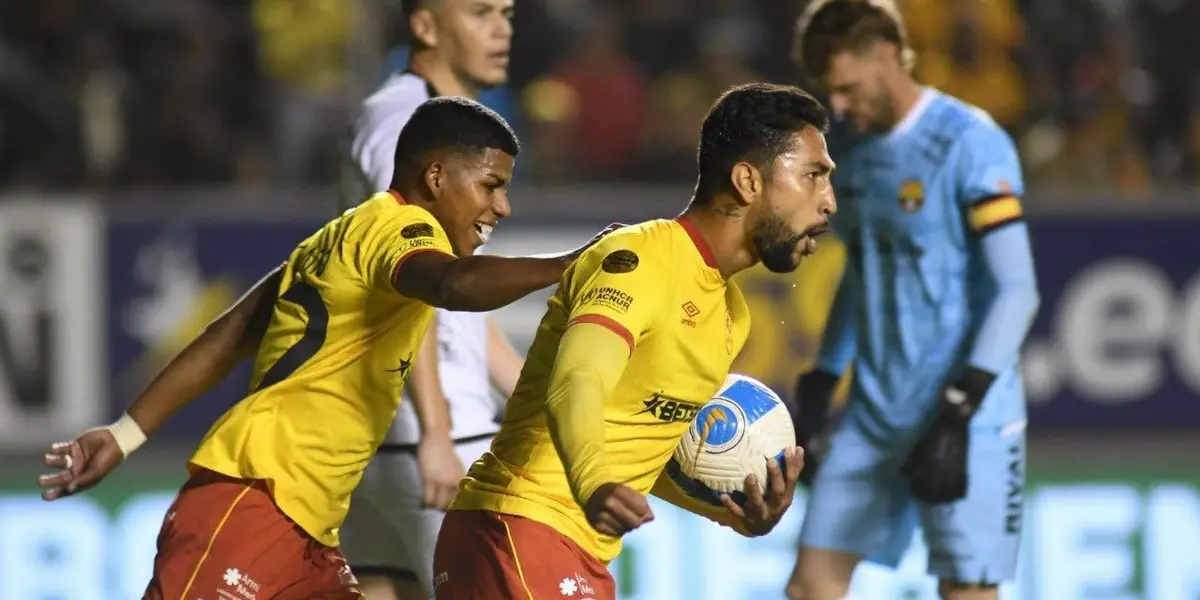 A pesar de la derrota ante Aucas hay un futbolista canario.