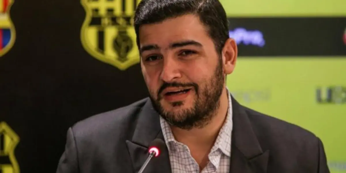 Antonio Álvarez no pudo inscribir a su directorio.