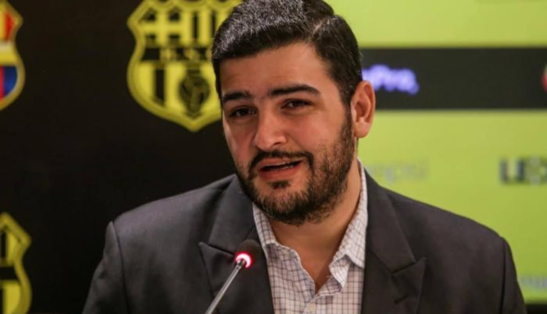 Antonio Álvarez no pudo inscribir a su directorio.
