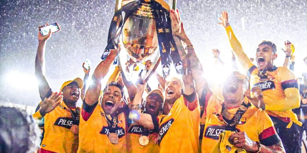 Barcelona SC fue campeón con Bustos en 2020.