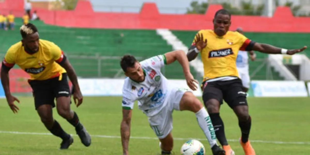 Barcelona se caracteriza por contratar jugadores de calidad, a veces sale bien, otras no tanto; pero solo por jugar en BSC ya son recordados