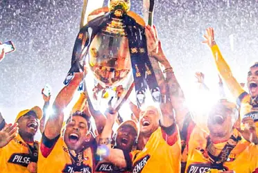 Barcelona ya sabe lo que es levantar varios de ellos y en esta ocasión quiere volverlo a estrenar como miembro de su vitrina