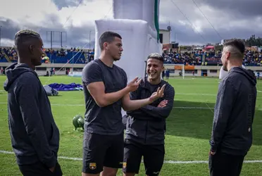 Bustos definió el once para jugar en Loja
