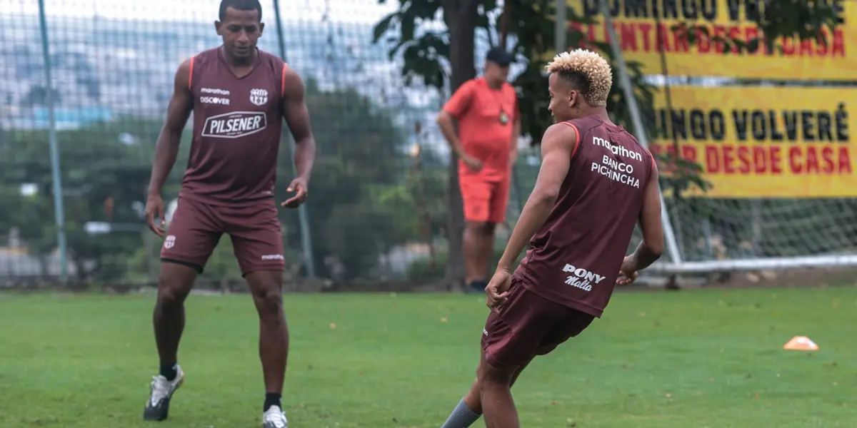 Byron Castillo le dejó un mensaje a Nixon Molina en sus redes sociales