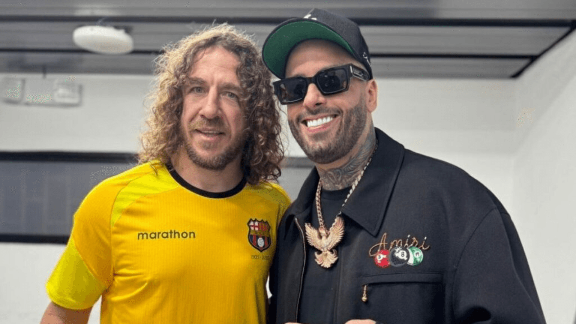 Carles Puyol y Nicky Jam / Foto tomada de: API