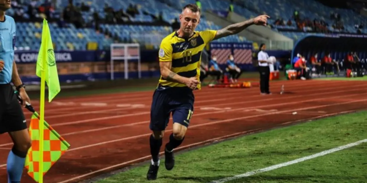 Damián subió a sus redes sociales una foto festejando el triunfo de Argentina, pero no la de Ecuador