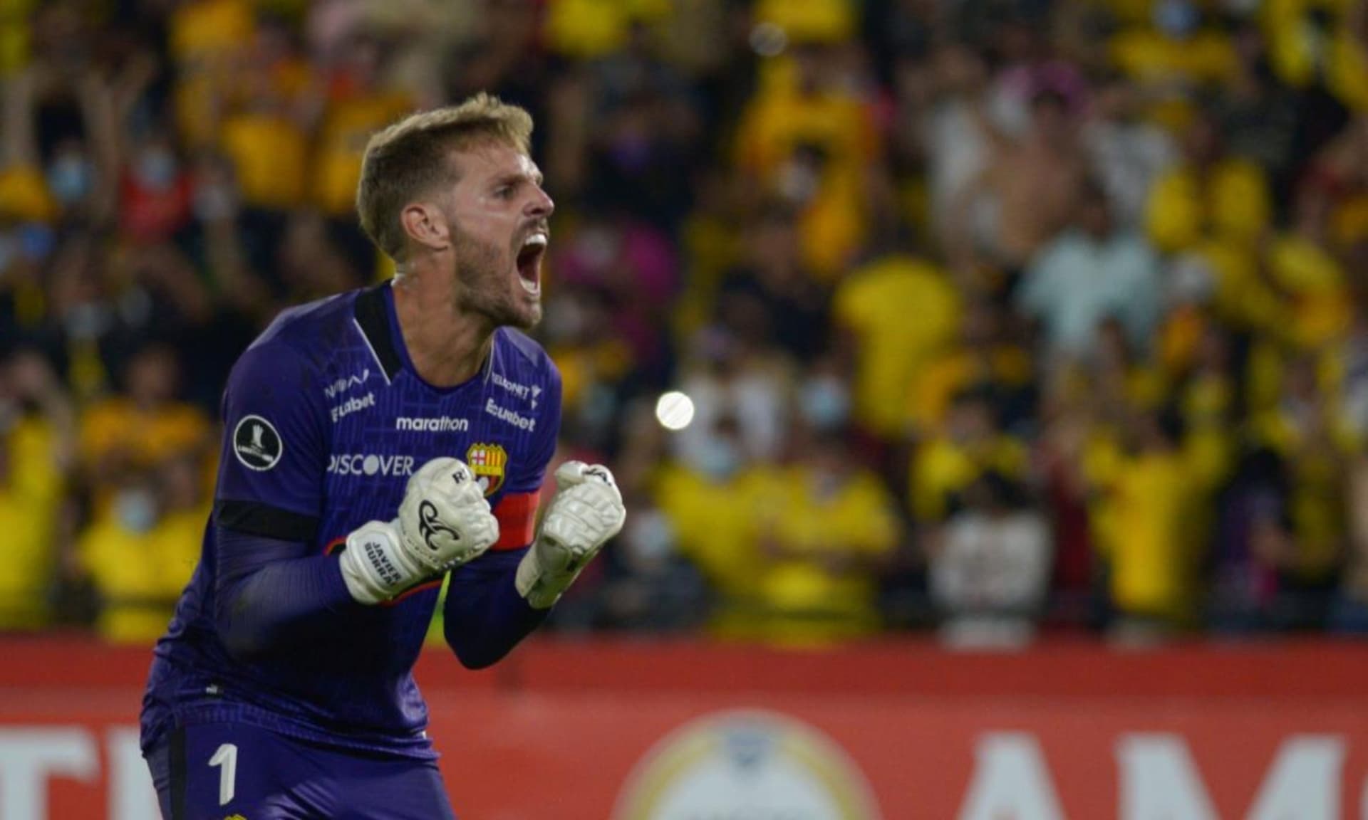 El arquero del Ídolo fue el jugador más destacado del año pasado y fue reconocido por eso