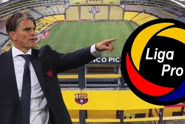 El entrenador uruguayo probó ante Guayquil City un nuevo ataque