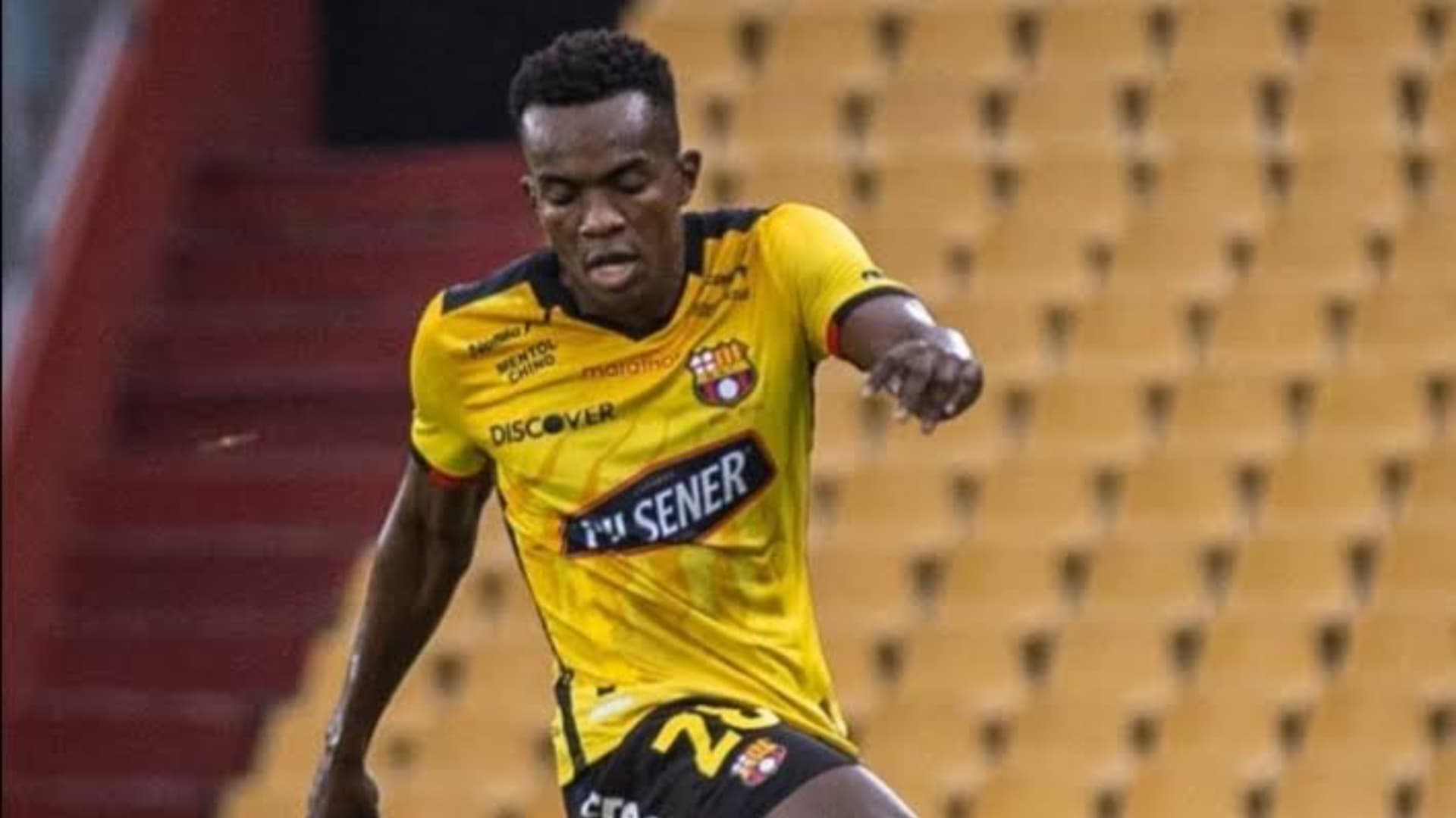 El equipo que puede hacerle el favor y llevarse a Jhonny Quiñónez de Barcelona SC