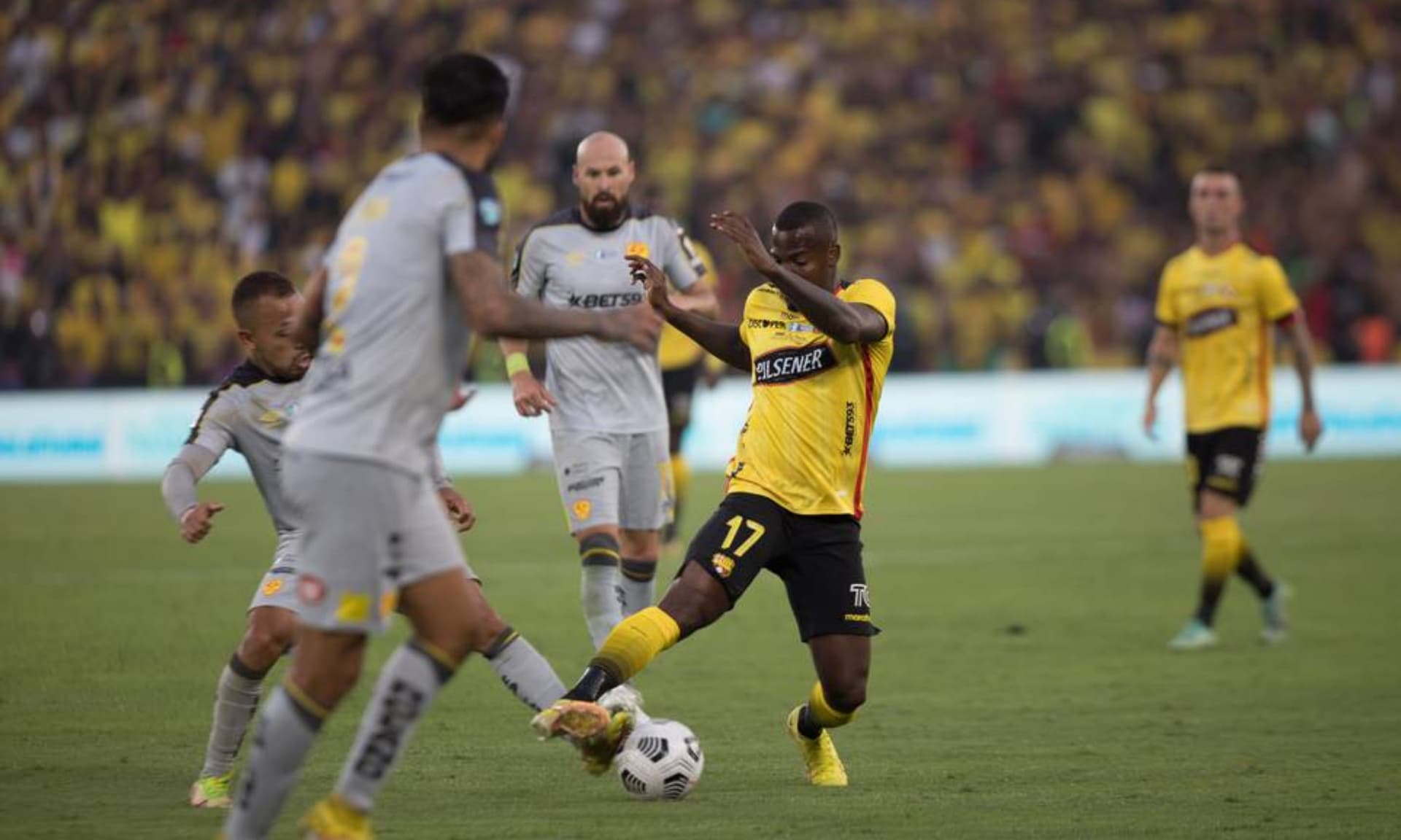 El ídolo jugará nuevamente contra el equipo oriental.