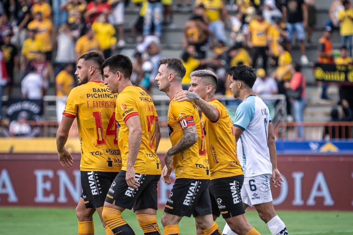 El jugador sigue cometiendo errores en cancha