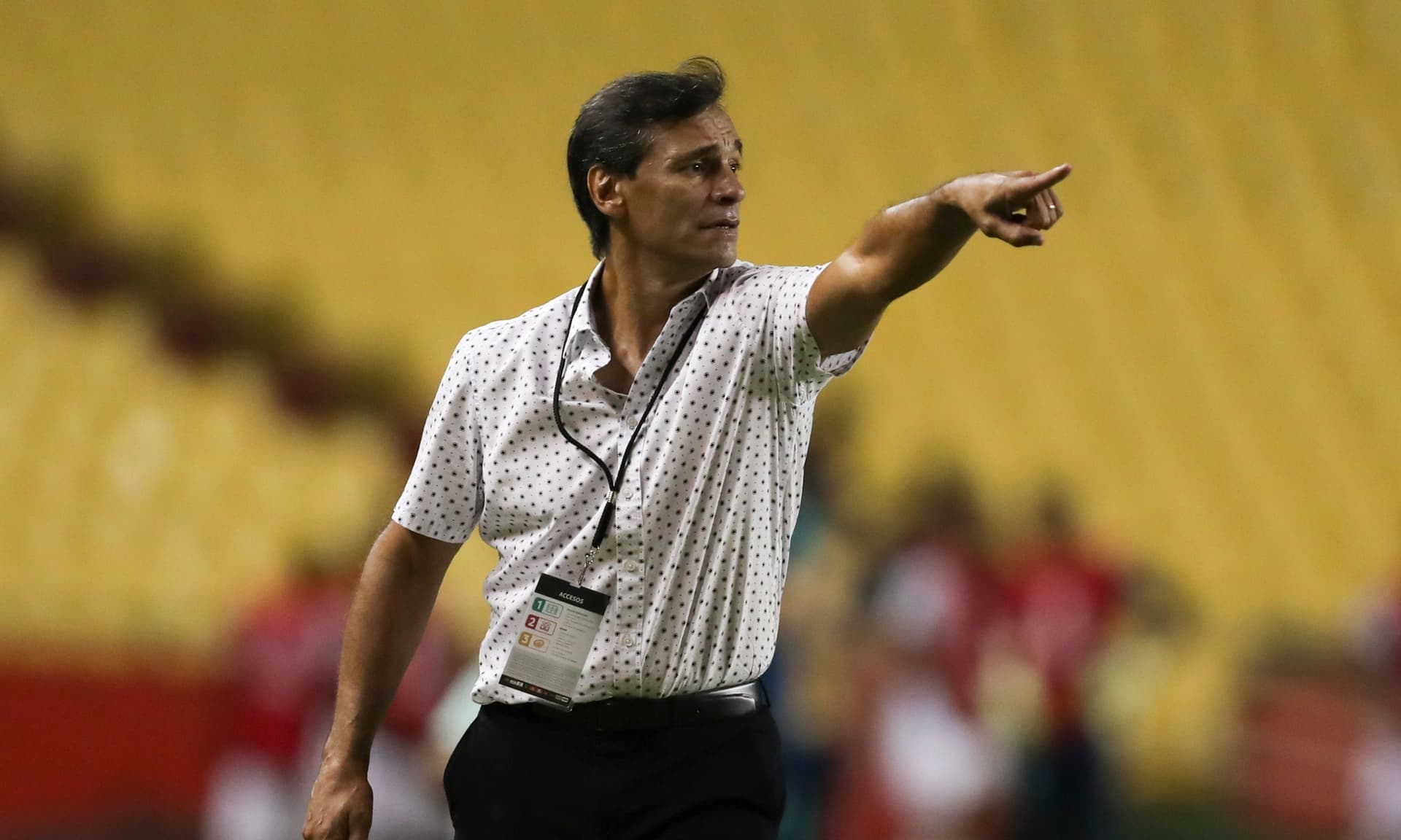 El técnico argentino habló sobre lo que hará en el amistoso con los jugadores del Ídolo.
