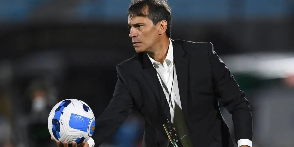 El técnico argentino sabe la responsabilidad de dirigir al Ídolo y ya sabe lo que debe conseguir esta temporada.