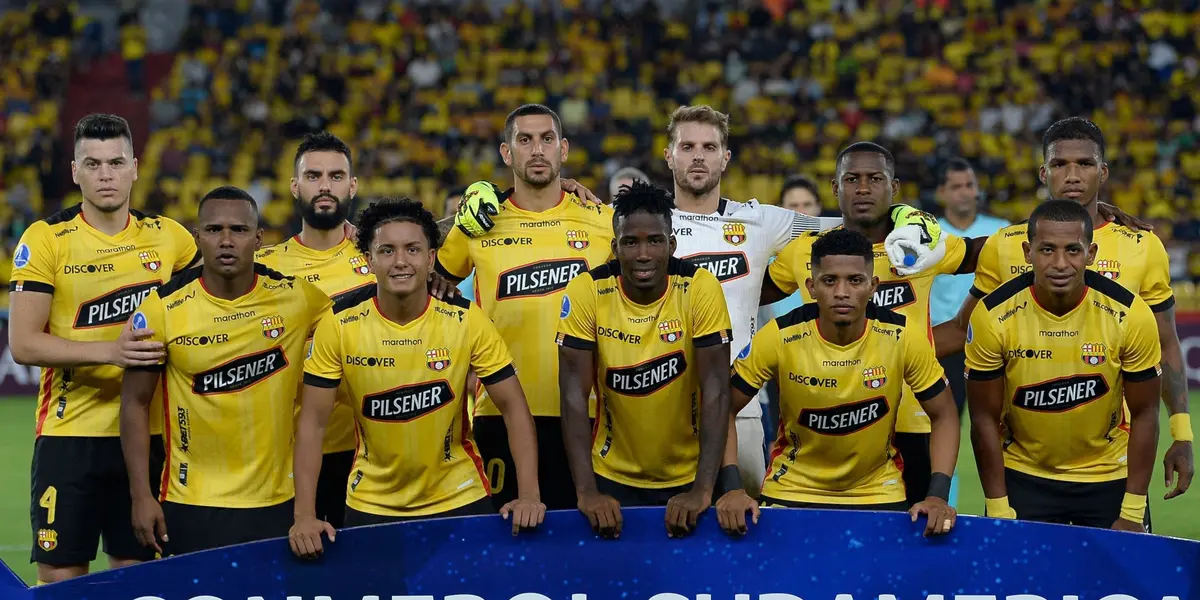 El técnico argentino ya está proyectando poner esta alineación para los amistosos.