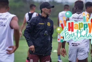 El técnico del Ídolo está de cumpleaños, pero este mimado no lo felicitó