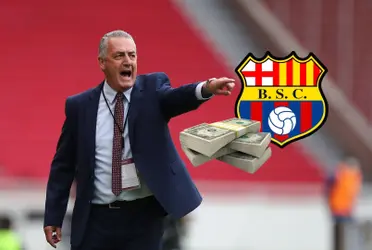 El técnico mundialista podría asumir el cargo de Fabián Bustos