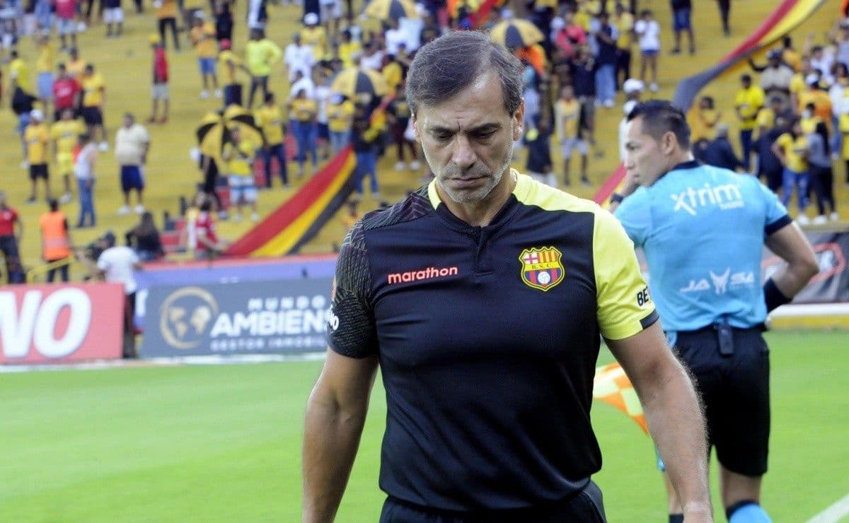 Este joven jugador fue relegado por Fabián Bustos al equipo B