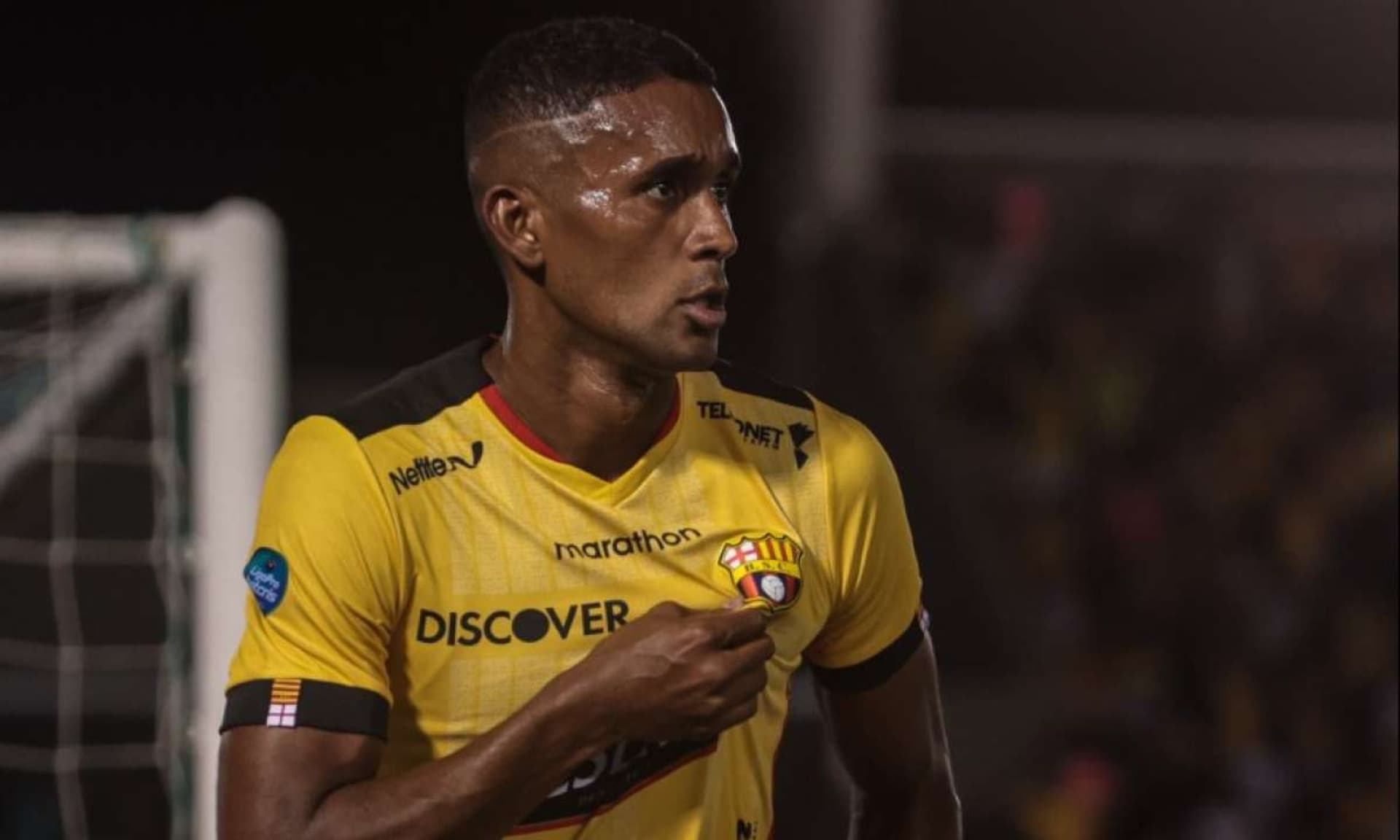 Este jugador hizo hasta lo imposible para ponerse la camiseta del Ídolo.