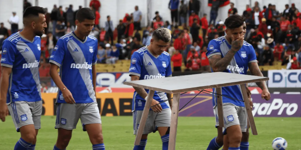 Las coquetas no les gustó perder en cancha