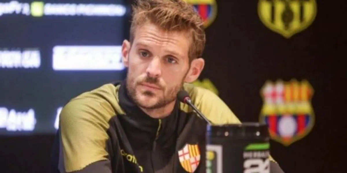 Lo que prometió el portero argentino a la afición luego de la eliminación