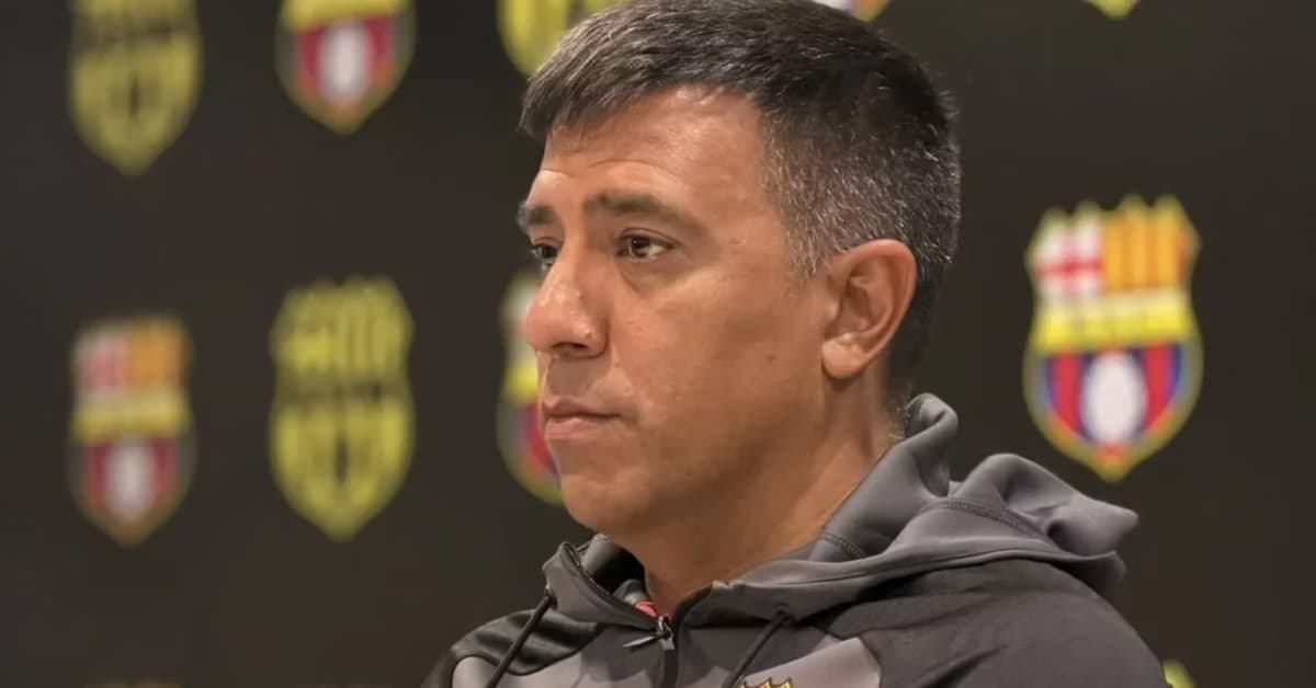 César Farías atribuye el rendimiento de Barcelona SC a la presión por las críticas