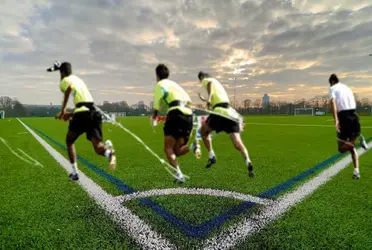 Un joven Rubén Darío Insua tomó medidas un poco particulares para llamar la atención de ciertos jugadores de Barcelona SC 